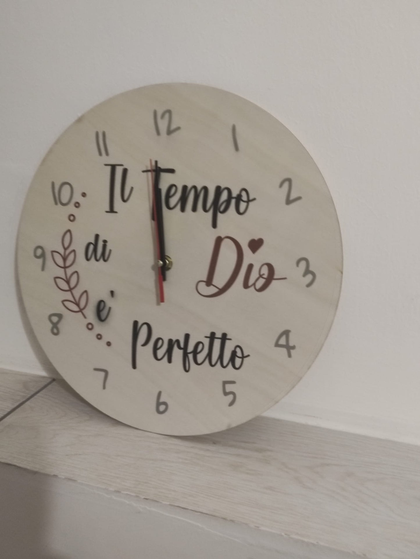 orologio da parete in legno IL TEMPO DI DIO E' PERFETTO