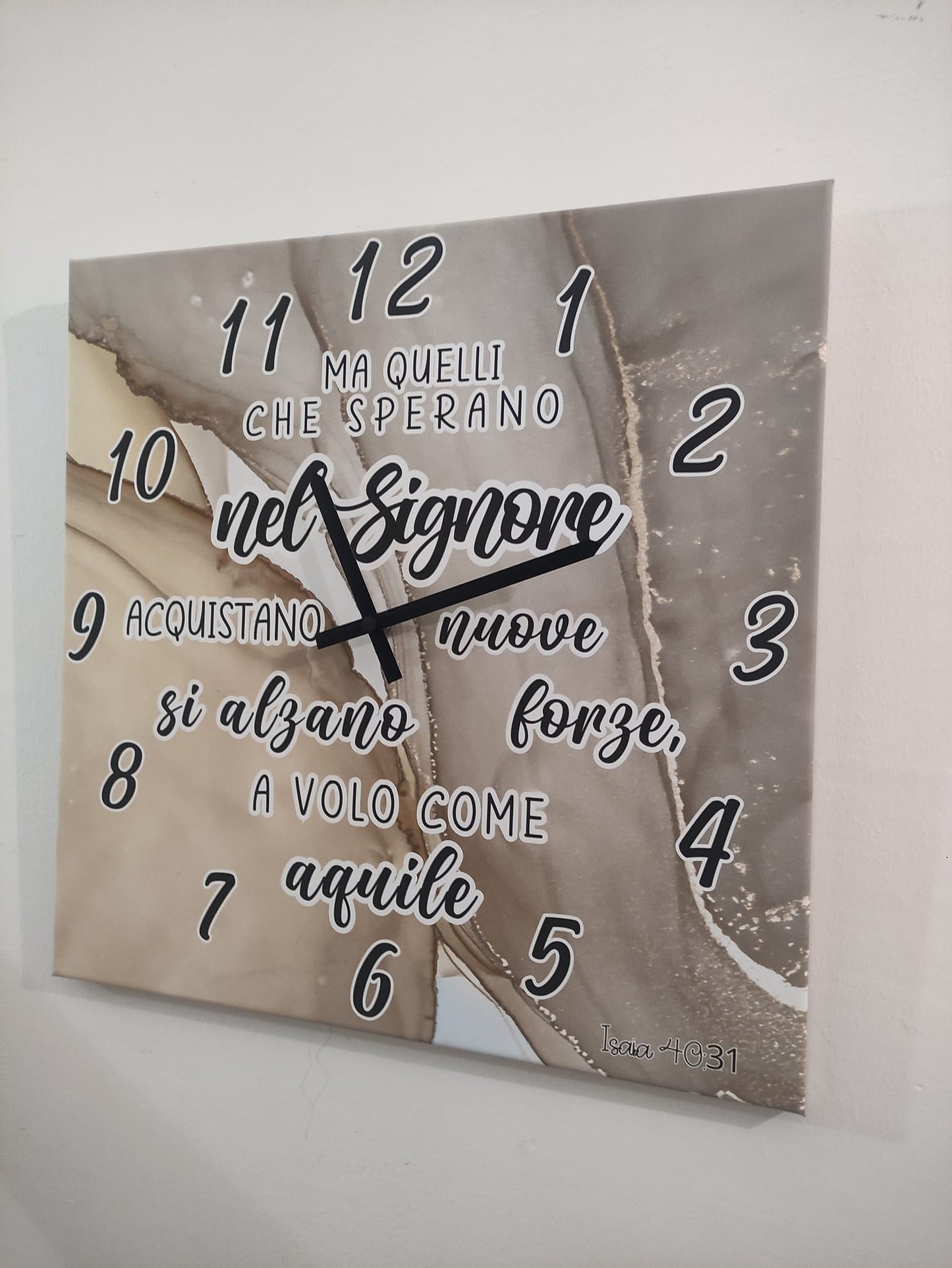 orologio in tela misura 50x50 cm  da parete  isaia 40:31 "ma quelli che sperano nel Signore"